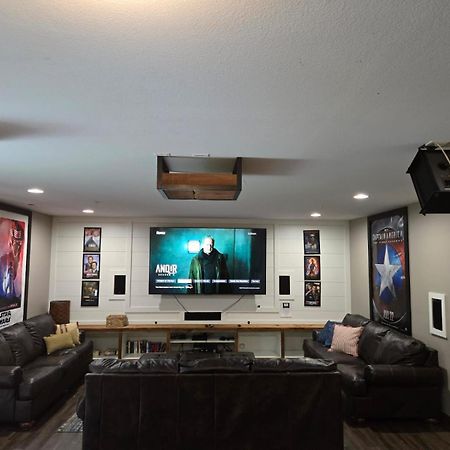 Hollister Premier Retreat With Hot Tub, Theater & Pool Tableヴィラ エクステリア 写真