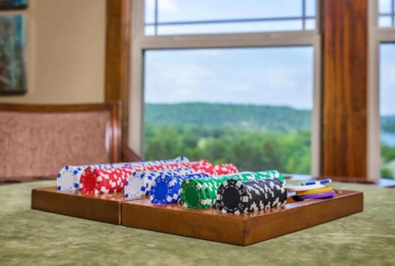Hollister Premier Retreat With Hot Tub, Theater & Pool Tableヴィラ エクステリア 写真