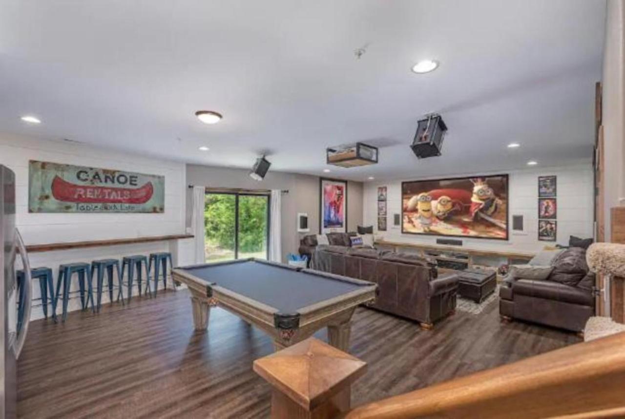 Hollister Premier Retreat With Hot Tub, Theater & Pool Tableヴィラ エクステリア 写真