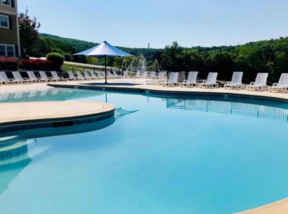 Hollister Premier Retreat With Hot Tub, Theater & Pool Tableヴィラ エクステリア 写真