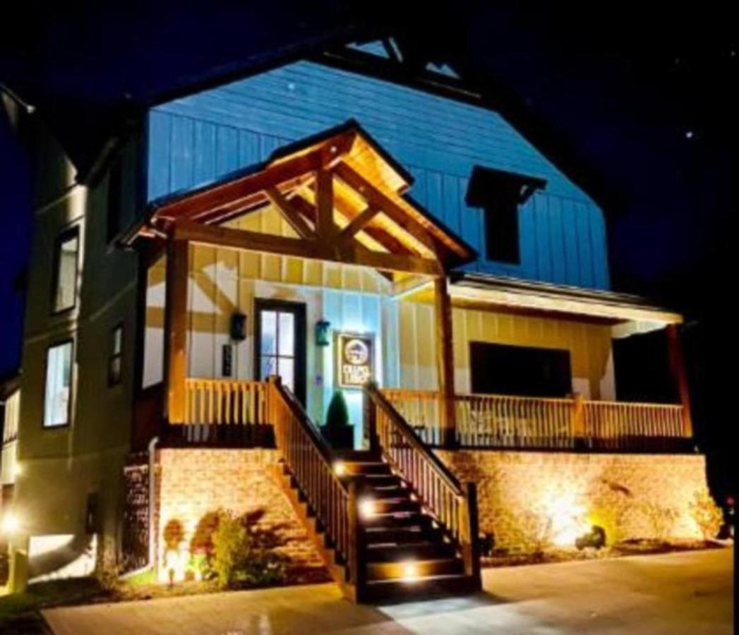 Hollister Premier Retreat With Hot Tub, Theater & Pool Tableヴィラ エクステリア 写真